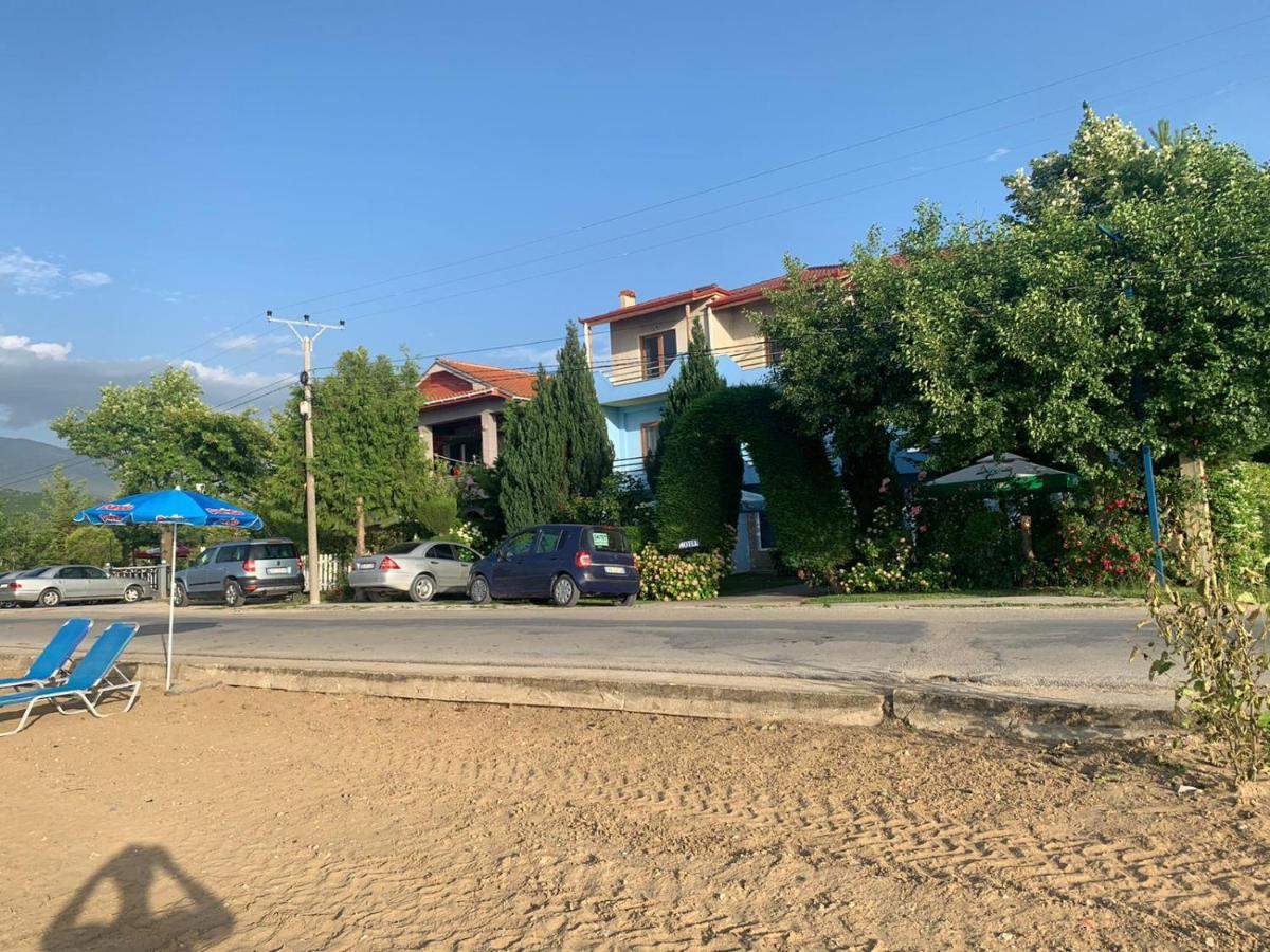 Vila Deni Tushemisht Exterior foto
